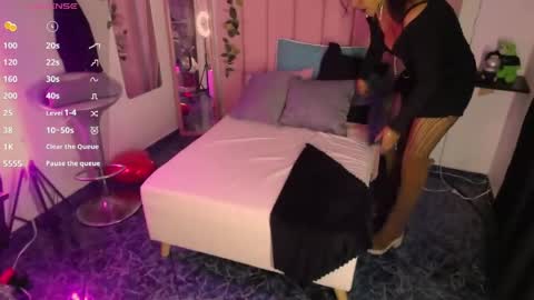 Snapshot of dakota_ro chatting on March 26, 8:36 pm Caroliina online show from March 26, 8:36 pm