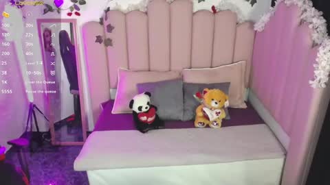 Snapshot of dakota_ro chatting on April 29, 9:32 pm Caroliina online show from April 29, 9:32 pm