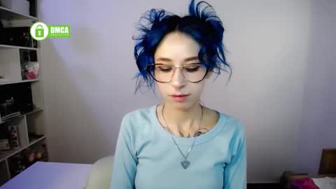 Snapshot of dakota_senju chatting on March 25, 3:18 pm Maca online show from March 25, 3:18 pm