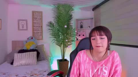 Snapshot of dakotaa_01 chatting on November 7, 2:17 pm dakotaa online show from November 7, 2:17 pm