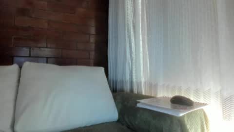 Snapshot of dakotaa_aa chatting on September 16, 8:10 pm The girl of your dreams o online show from September 16, 8:10 pm