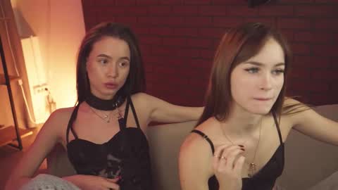 dakotaajohnnson online show from February 13, 3:35 pm