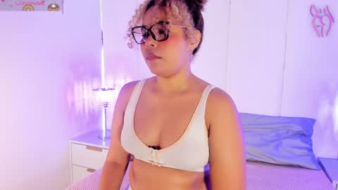 Snapshot of dakotaharrison_ chatting on March 27, 11:54 am Danna online show from March 27, 11:54 am