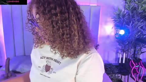  Danna  online show from May 8, 12:21 pm