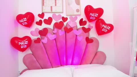 Snapshot of daksha__ chatting on February 15, 12:22 pm daksha online show from February 15, 12:22 pm