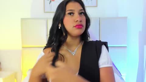 Snapshot of daksha__ chatting on February 22, 12:08 pm daksha online show from February 22, 12:08 pm