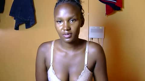 daleen_z online show from February 7, 8:40 am