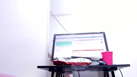 Snapshot of dalia_2 chatting on January 20, 4:21 am Ren online show from January 20, 4:21 am