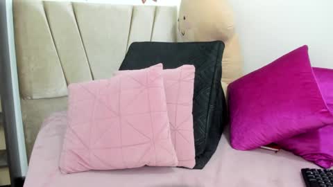 Snapshot of dalia_2 chatting on February 25, 7:52 am Ren online show from February 25, 7:52 am