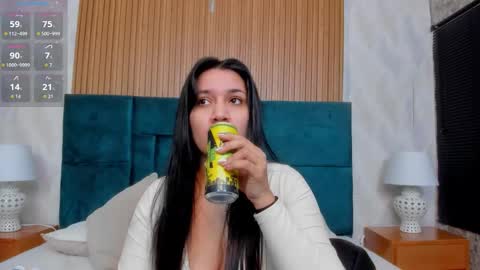 Violeta online show from March 19, 12:20 pm