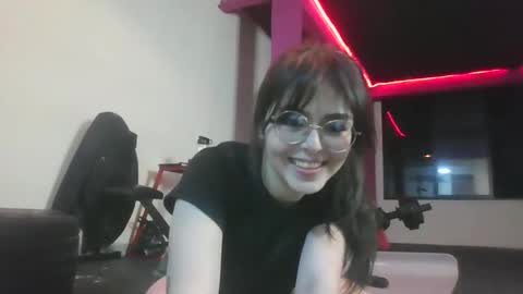 Snapshot of dalia_morgan chatting on December 20, 11:58 pm Dalia Morgan online show from December 20, 11:58 pm