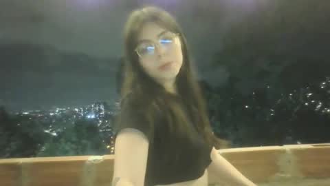 Snapshot of dalia_morgan chatting on December 21, 3:03 am Dalia Morgan online show from December 21, 3:03 am