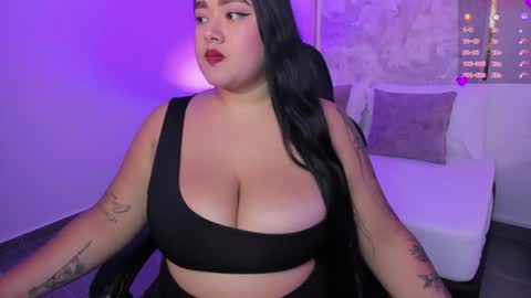 D A L I A  online show from June 26, 7:40 pm
