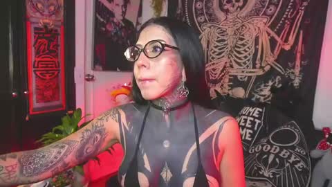 dalia_vorhees online show from June 5, 1:23 am