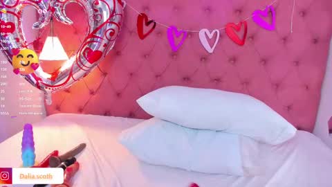 Dalia online show from February 19, 1:51 am