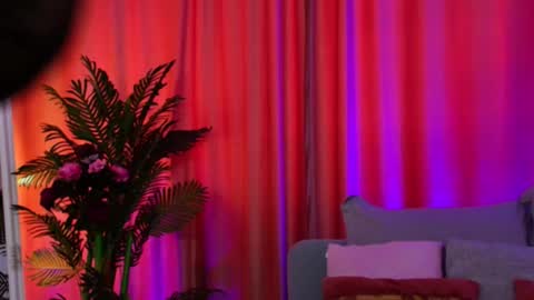 DalidaSelena online show from October 5, 9:29 am