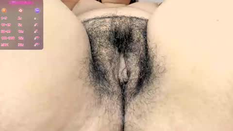 Snapshot of dalila2arab chatting on February 11, 12:49 am dalila online show from February 11, 12:49 am