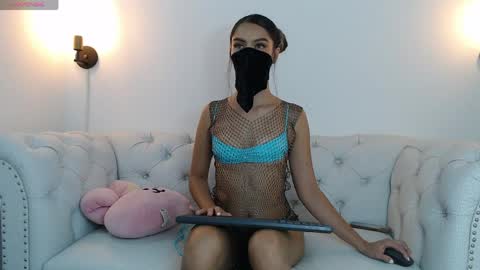 Dalila Ali  online show from March 31, 10:10 pm