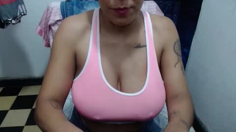 Snapshot of dalilah_pervertt chatting on October 29, 1:57 pm Dalilah online show from October 29, 1:57 pm