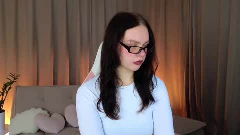 Snapshot of dallasdarby chatting on October 9, 12:14 pm Dallas online show from October 9, 12:14 pm