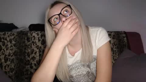 Maria online show from December 10, 5:11 pm