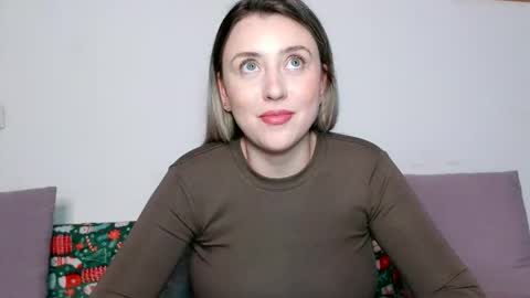 Snapshot of dalyana22 chatting on February 17, 10:16 pm Maria online show from February 17, 10:16 pm