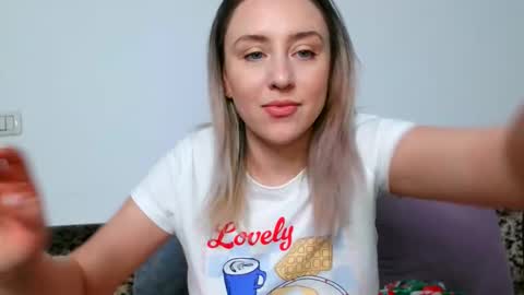 Snapshot of dalyana22 chatting on March 12, 9:32 pm Maria online show from March 12, 9:32 pm