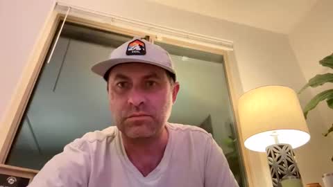 Snapshot of dalyfun chatting on January 12, 8:19 am dalyfun online show from January 12, 8:19 am