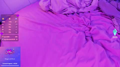 Snapshot of damadevotchka chatting on November 15, 1:25 am damadevotchka online show from November 15, 1:25 am