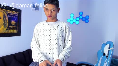 damar_felipe online show from December 15, 9:56 am