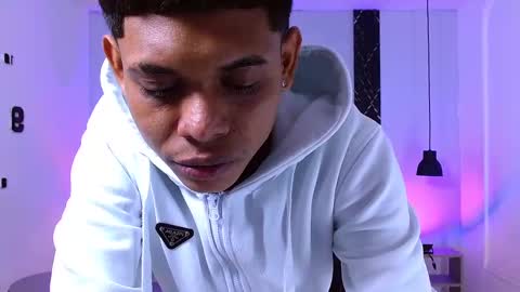 damar_felipe online show from October 23, 3:17 am