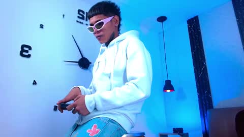 damar_felipe online show from November 1, 3:08 am