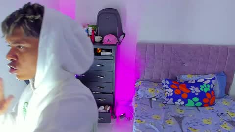Snapshot of damar_felipe chatting on April 1, 2:23 am damar_felipe online show from April 1, 2:23 am