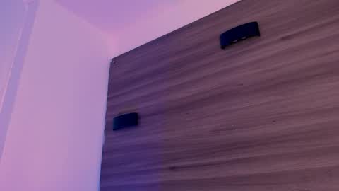         online show from January 12, 5:01 am