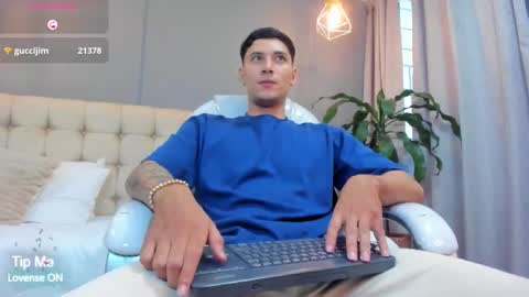 DAMIAN online show from October 9, 2:26 pm