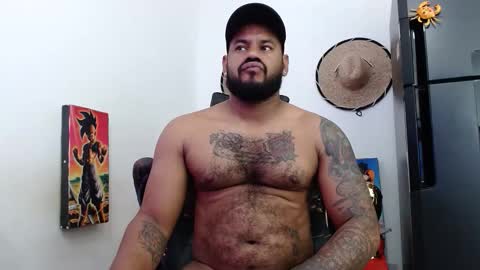 damian64436171 online show from April 28, 5:07 pm
