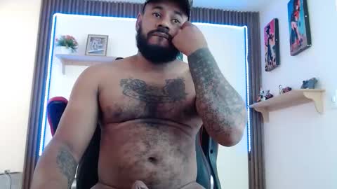 damian64436171 online show from May 29, 3:54 pm