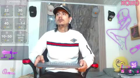 Snapshot of damian_and_camerum chatting on June 6, 3:11 am damian_and_camerum online show from June 6, 3:11 am