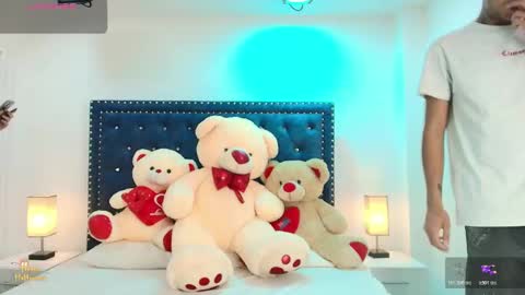 DAMIAN AND ROXANNE.  online show from October 19, 12:28 pm