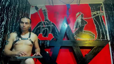 damian_and_tiana online show from November 14, 5:28 am