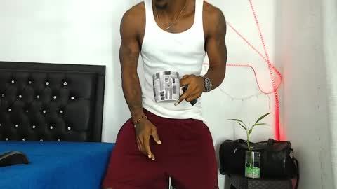 Snapshot of damian_hart10 chatting on March 14, 11:04 am damian_hart10 online show from March 14, 11:04 am