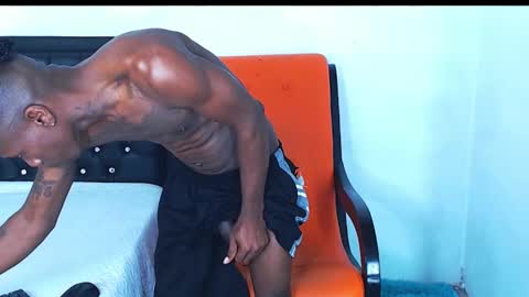 damian_hart_24cm online show from December 13, 1:44 pm