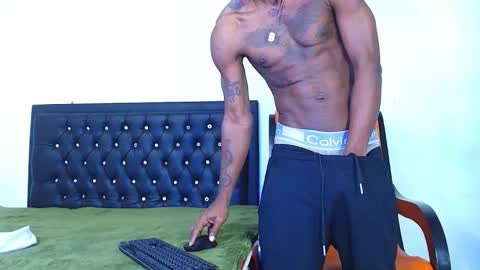 damian_hart_24cm online show from January 19, 12:28 pm