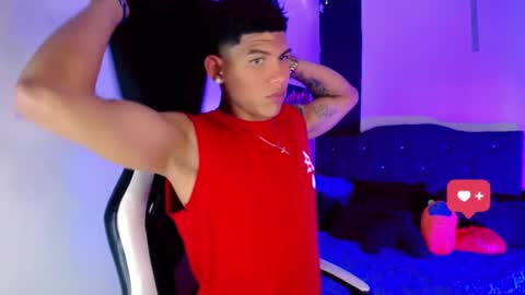 Snapshot of damian_latinxxx chatting on January 15, 2:17 am Damian online show from January 15, 2:17 am