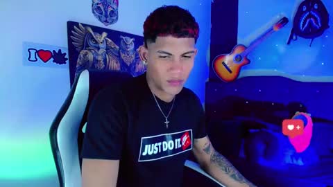 Snapshot of damian_latinxxx chatting on January 21, 6:00 am Damian online show from January 21, 6:00 am