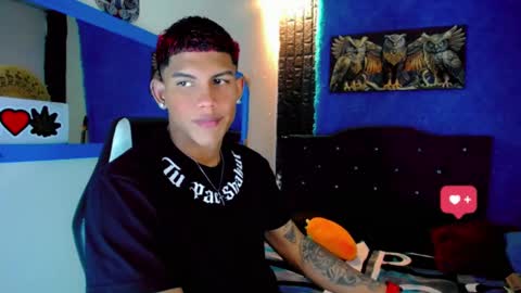 Snapshot of damian_latinxxx chatting on January 22, 2:59 am Damian online show from January 22, 2:59 am