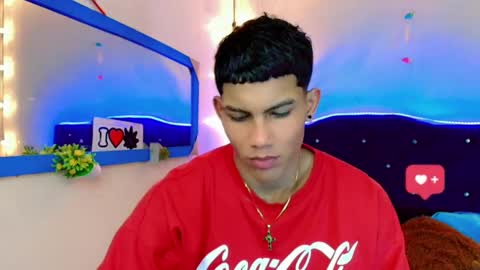 Snapshot of damian_latinxxx chatting on February 9, 5:40 am Damian online show from February 9, 5:40 am