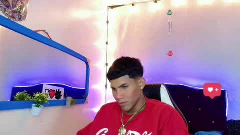 Snapshot of damian_latinxxx chatting on February 9, 11:58 am Damian online show from February 9, 11:58 am