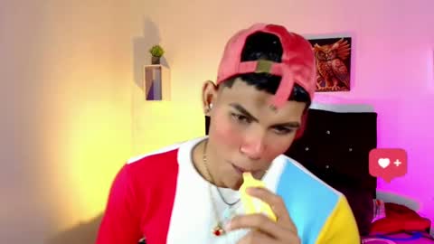 Snapshot of damian_latinxxx chatting on March 6, 10:52 am Damian online show from March 6, 10:52 am