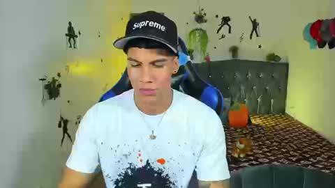 Snapshot of damian_latinxxx chatting on September 19, 4:36 am Damian online show from September 19, 4:36 am